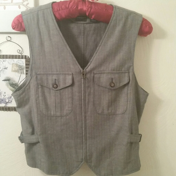 Liz Claiborne, Lizsport Petite zipper vest, 10P - Picture 7 of 7